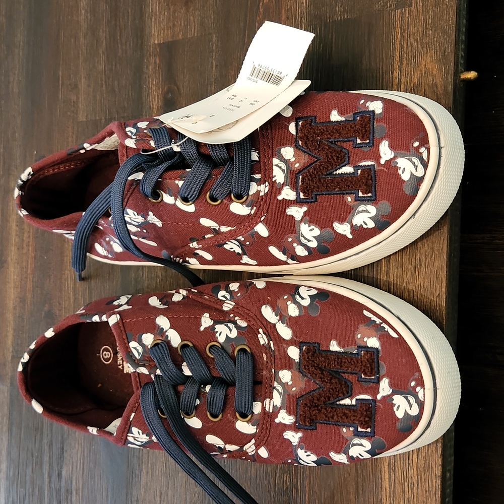 Women Size 8 Disney  shoe
